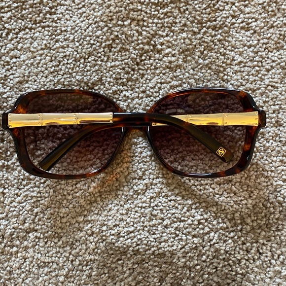 NEW- Tortoise Jackie-o Sunglasses - Picture 10 of 10